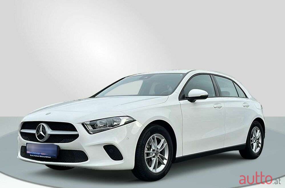 2020' Mercedes-Benz A-Klasse photo #1