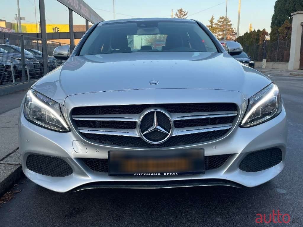 2018' Mercedes-Benz C-Klasse photo #3