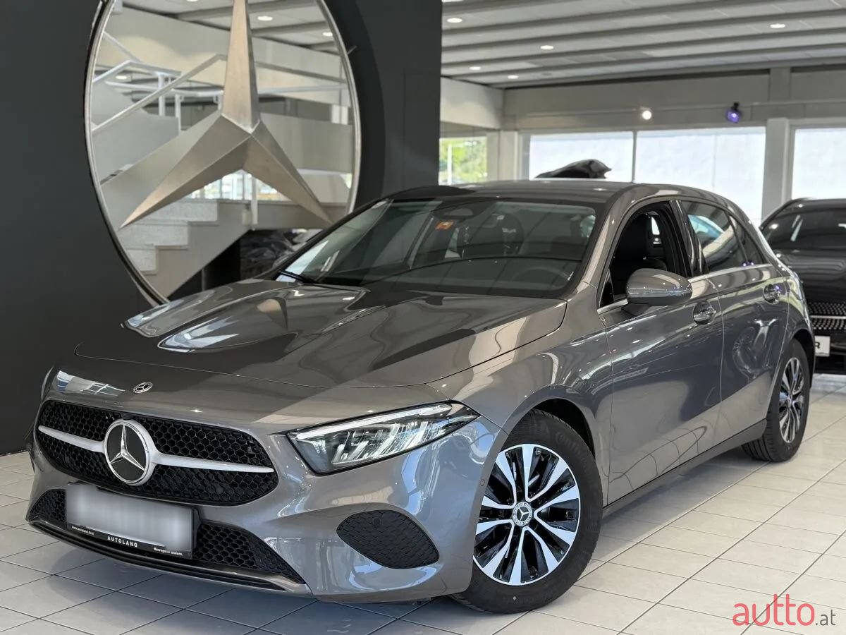 2023' Mercedes-Benz A-Klasse photo #1
