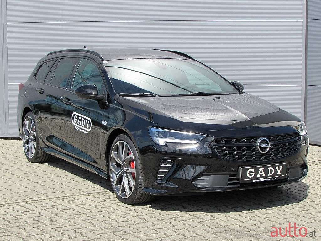 2021' Opel Insignia photo #1