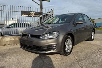 2013' Volkswagen Golf