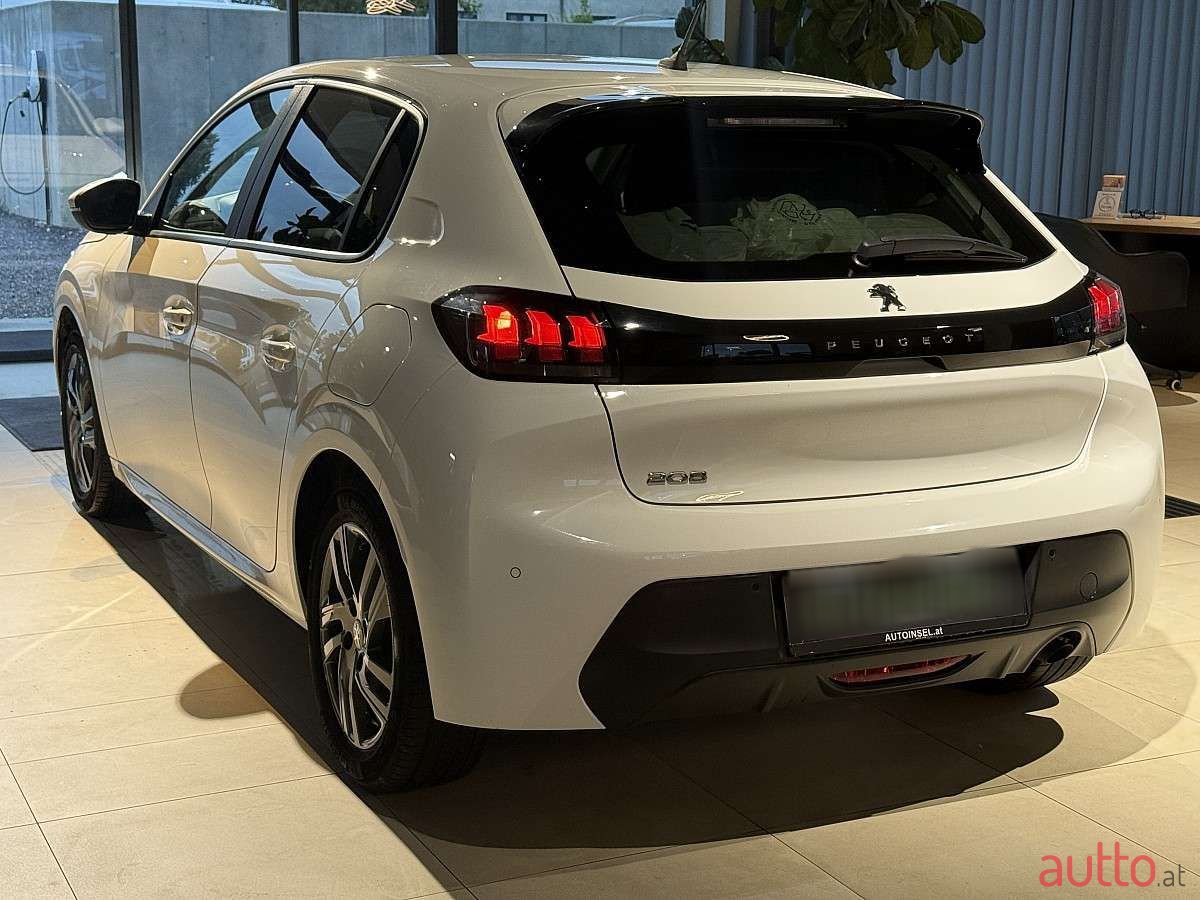 2021' Peugeot 208 photo #4