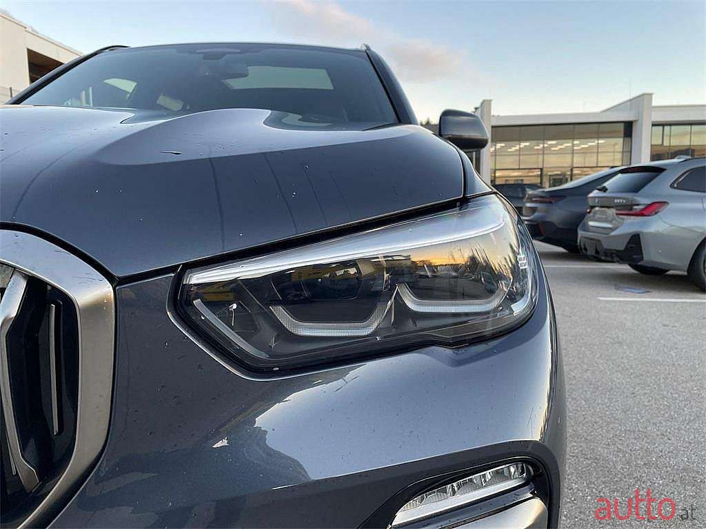 2019' BMW X5 photo #4