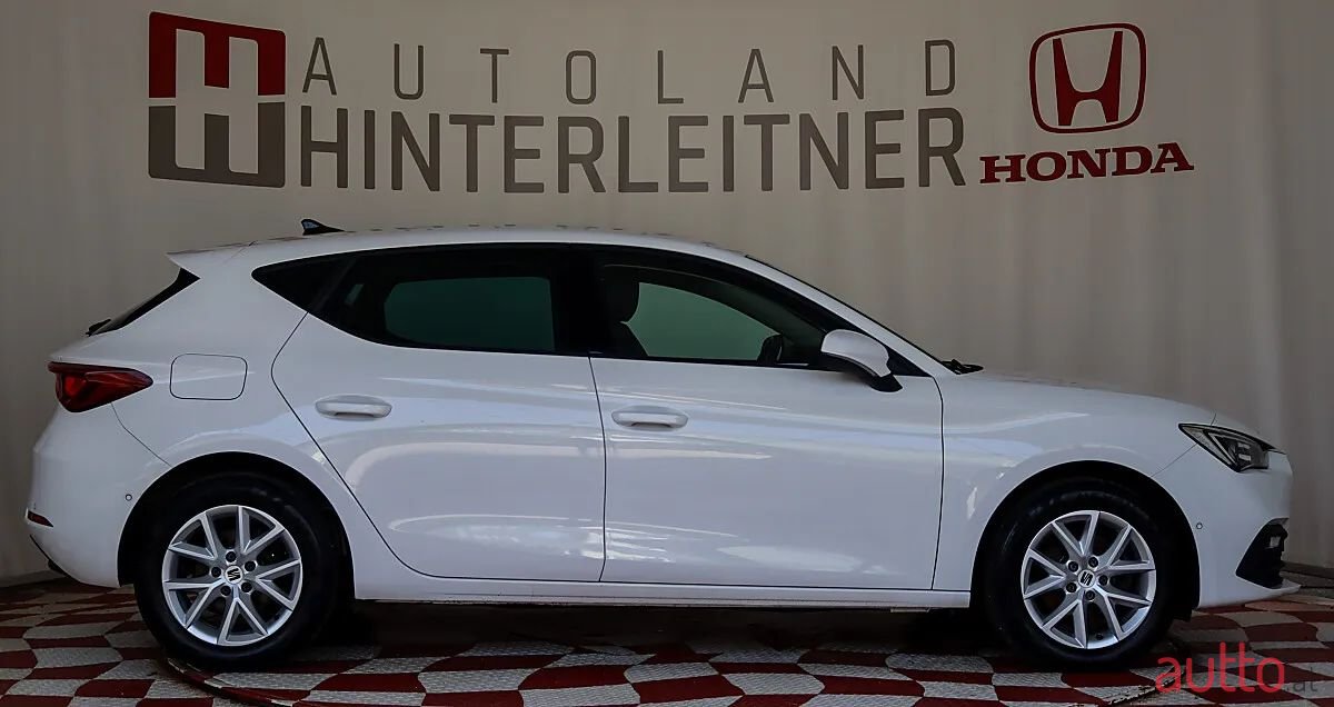2020' SEAT Leon photo #4