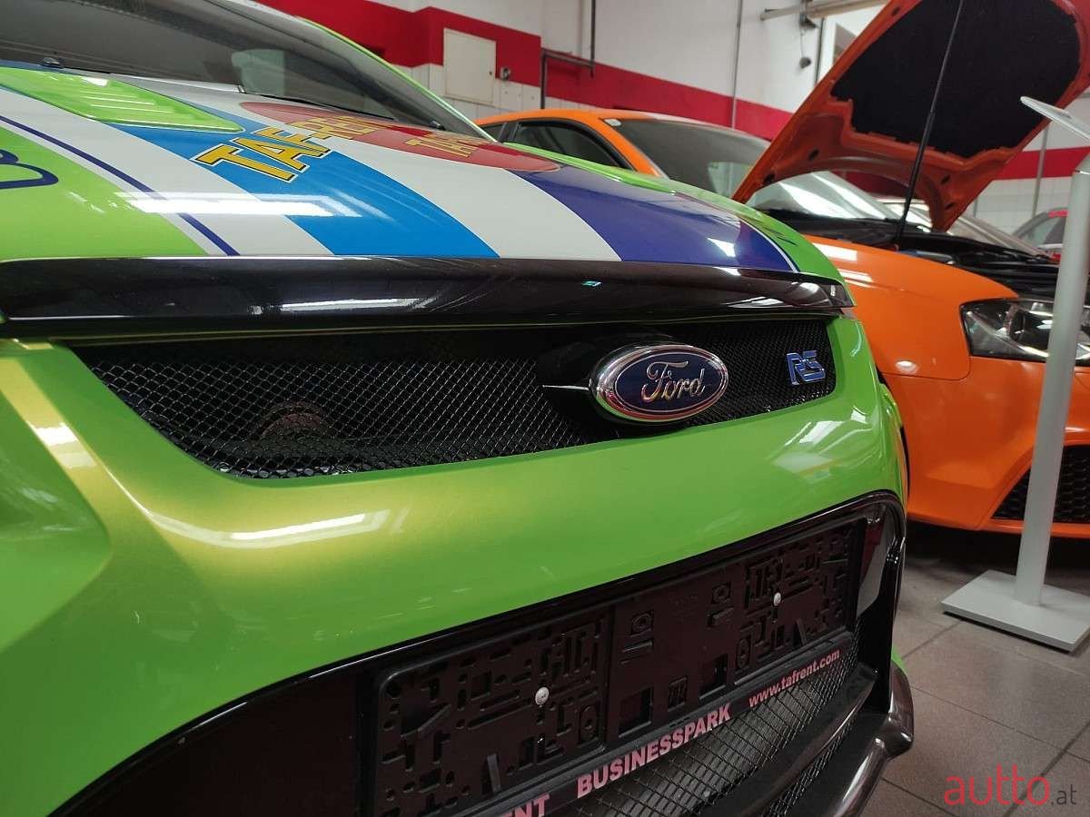 2010' Ford Focus photo #4