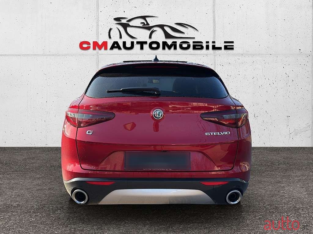 2021' Alfa Romeo Stelvio photo #6