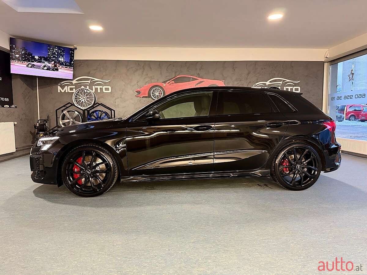 2023' Audi A3 photo #3