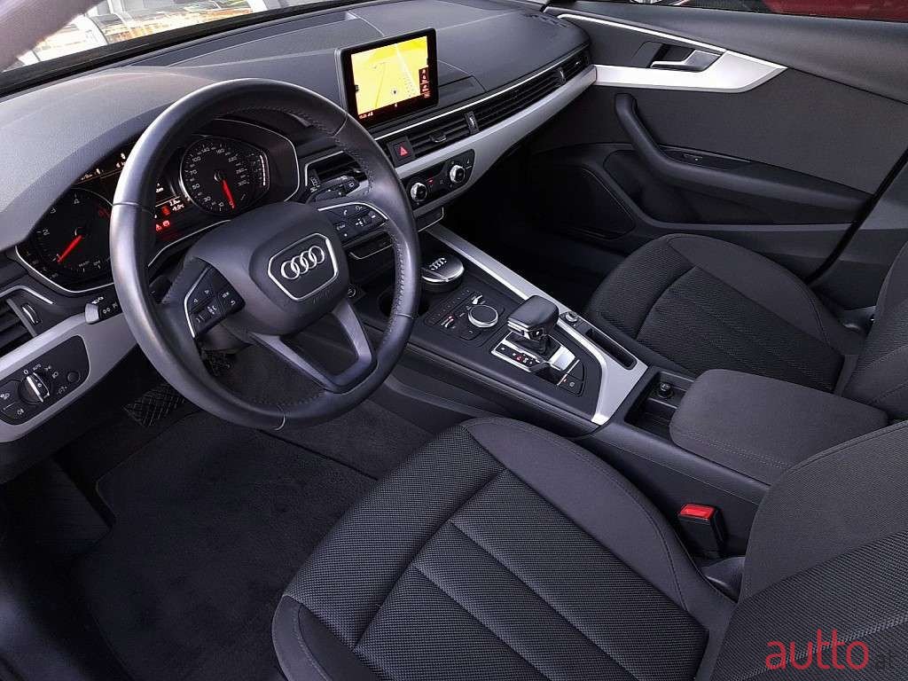 2019' Audi A4 photo #3