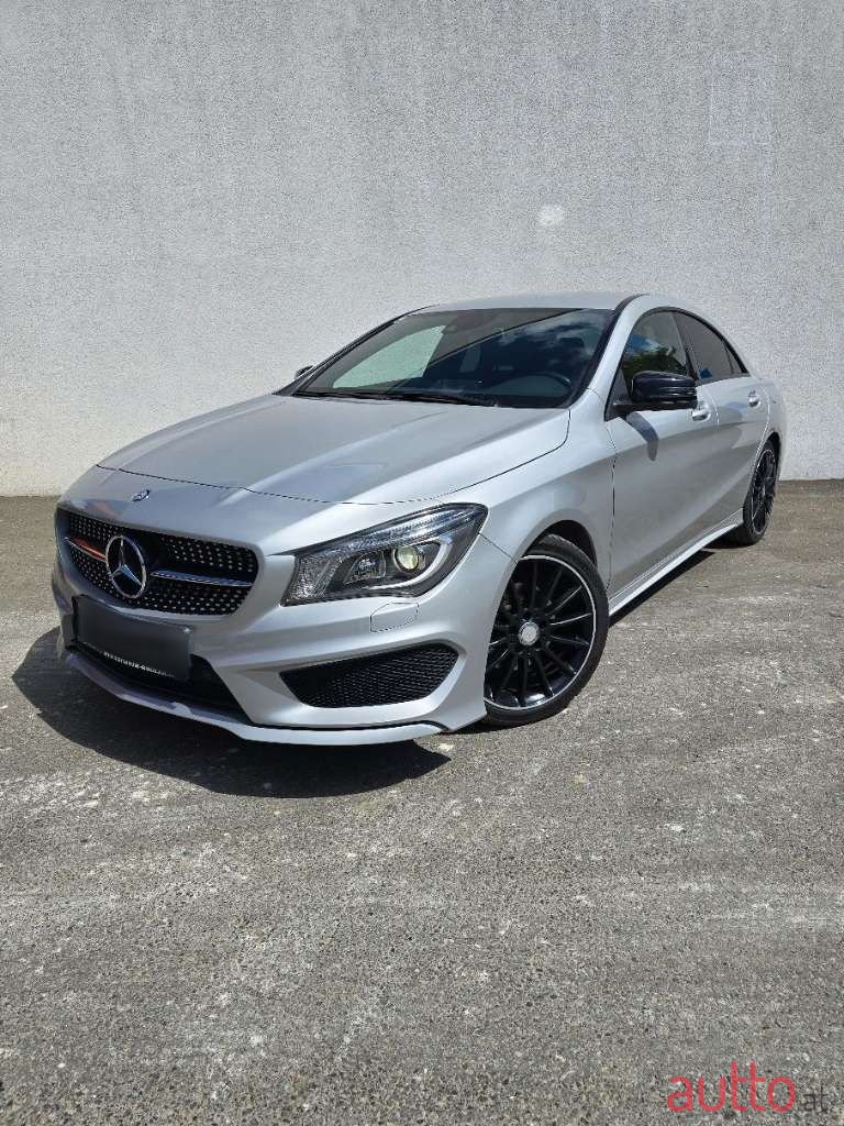 2013' Mercedes-Benz Cla-Klasse photo #2