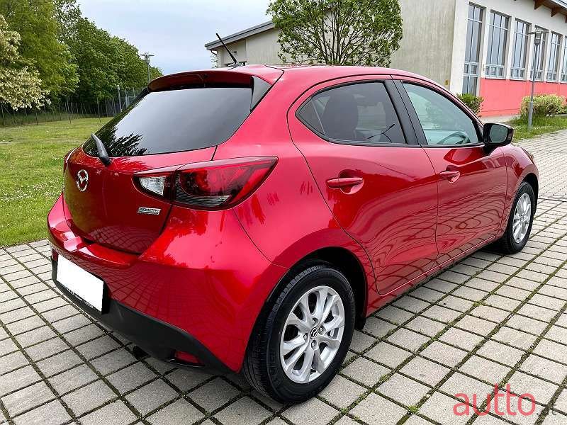 2016' Mazda Mazda2 photo #4