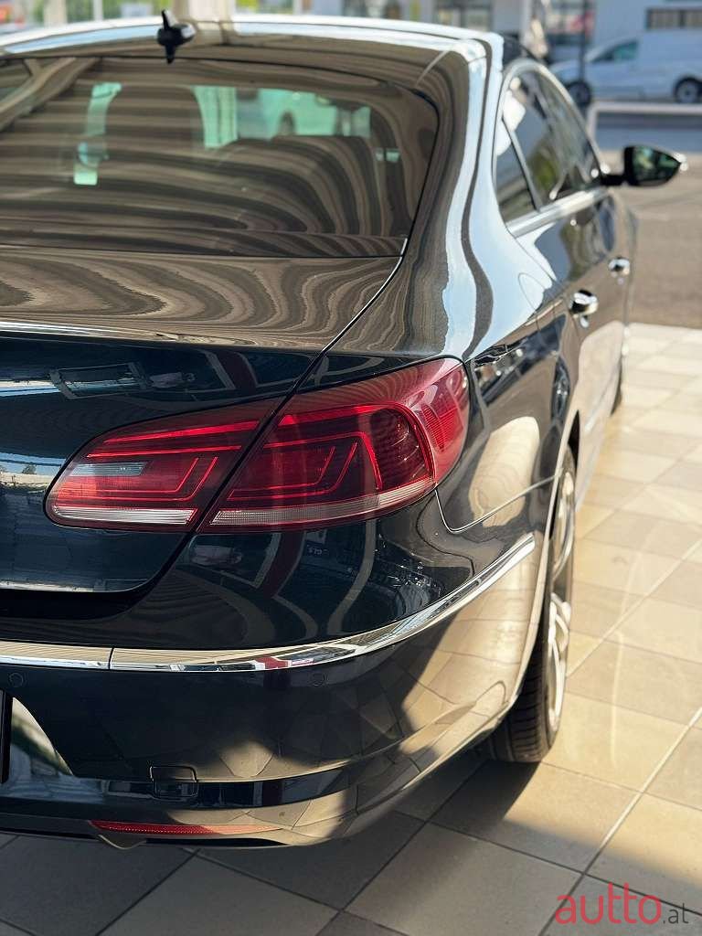 2014' Volkswagen photo #5