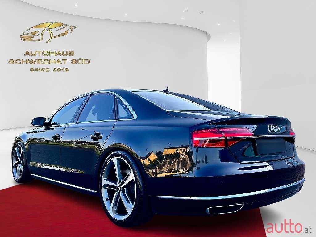 2015' Audi A8 photo #3
