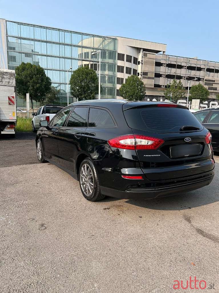2017' Ford Mondeo photo #6