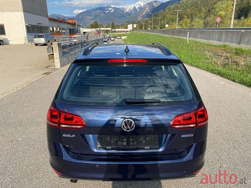 2016' Volkswagen Golf photo #6