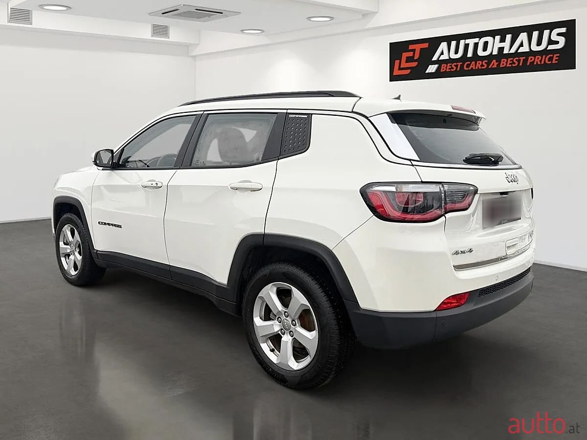 2018' Jeep Compass photo #3