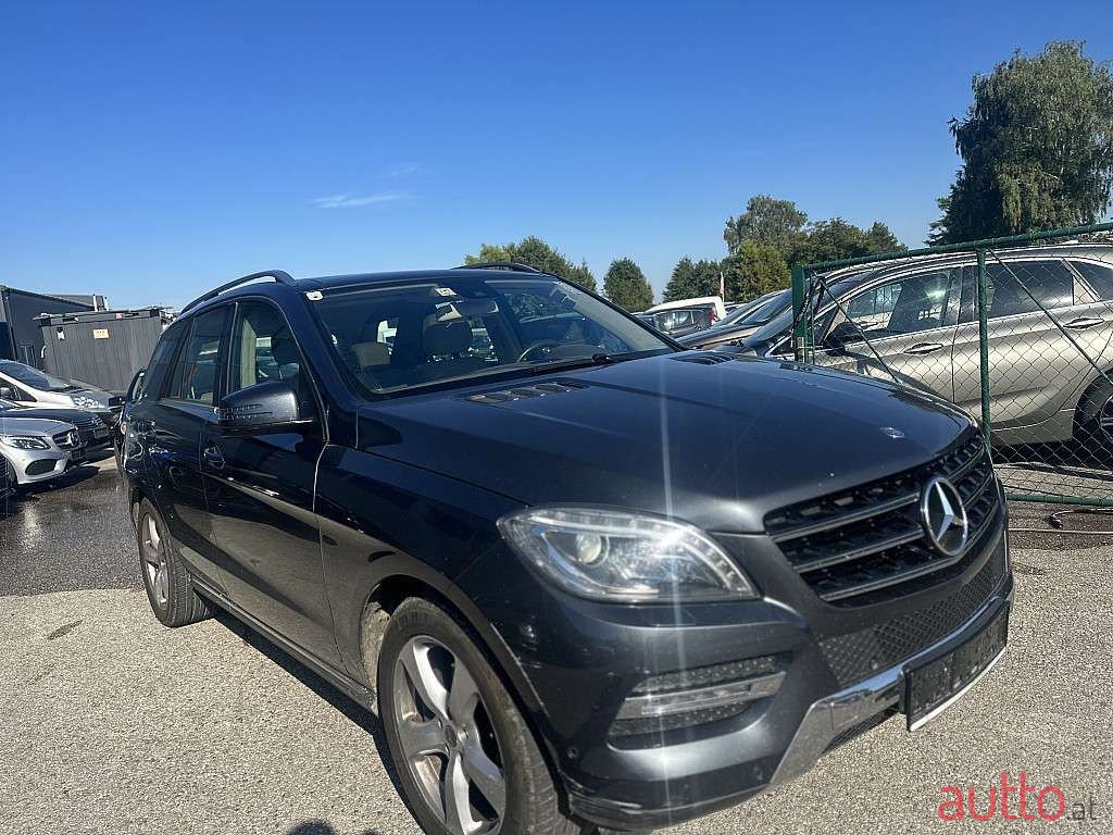 2013' Mercedes-Benz M-Klasse photo #1