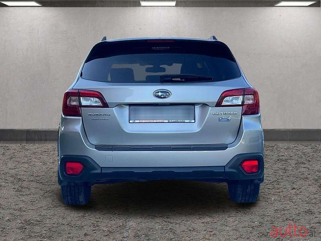 2017' Subaru Outback photo #4