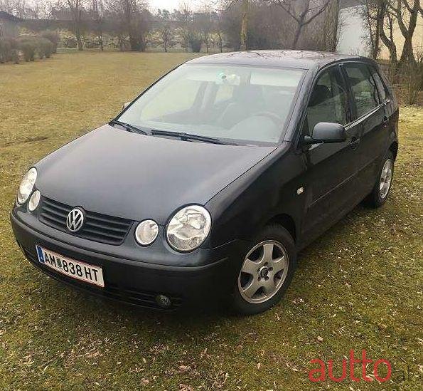 2002' Volkswagen Passat photo #3