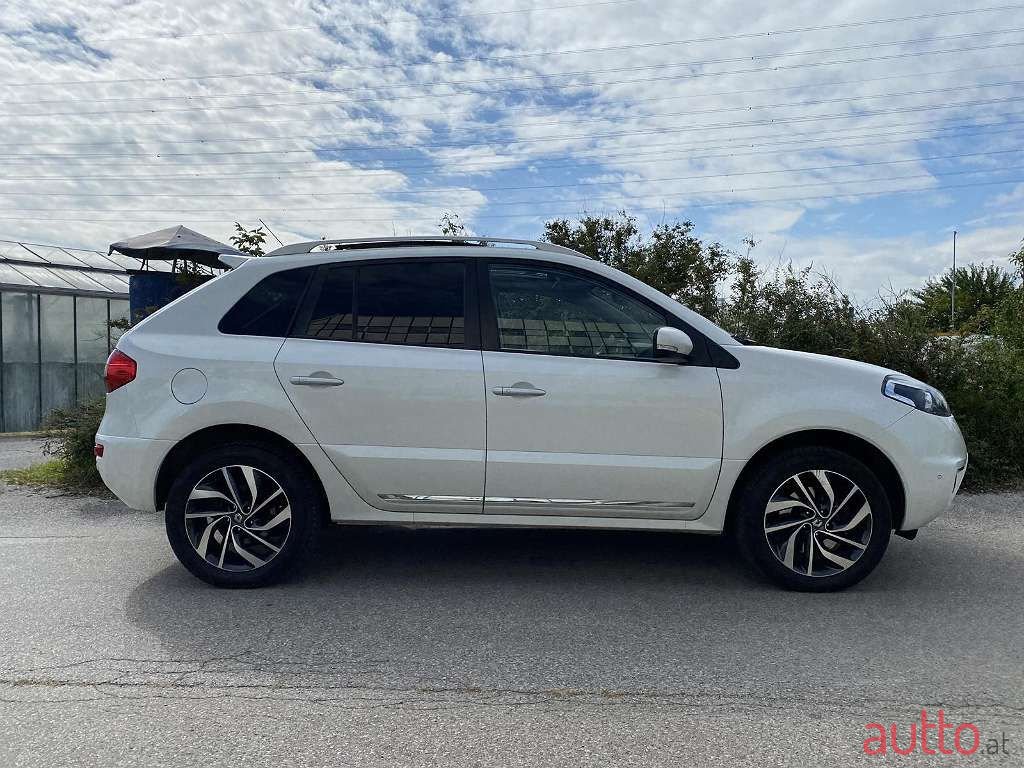 2014' Renault Koleos photo #2