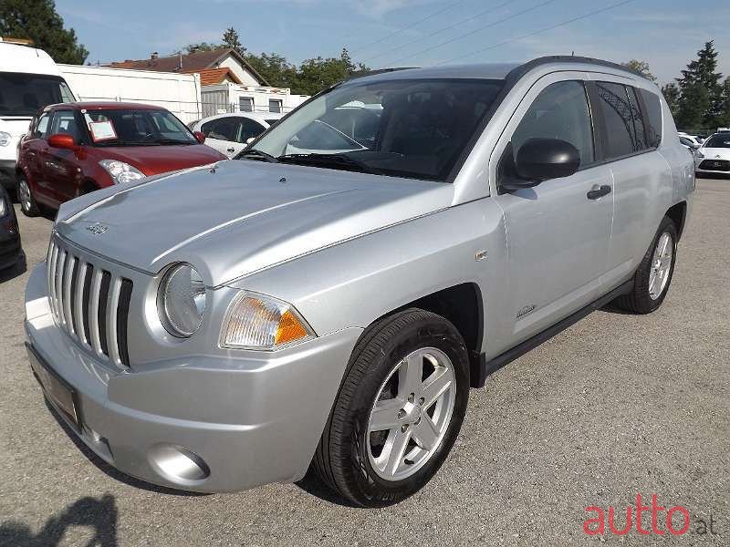 2008' Jeep Compass photo #3