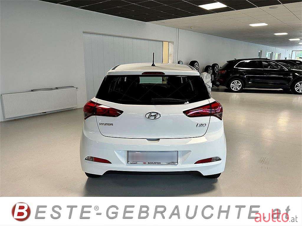 2017' Hyundai i20 photo #4