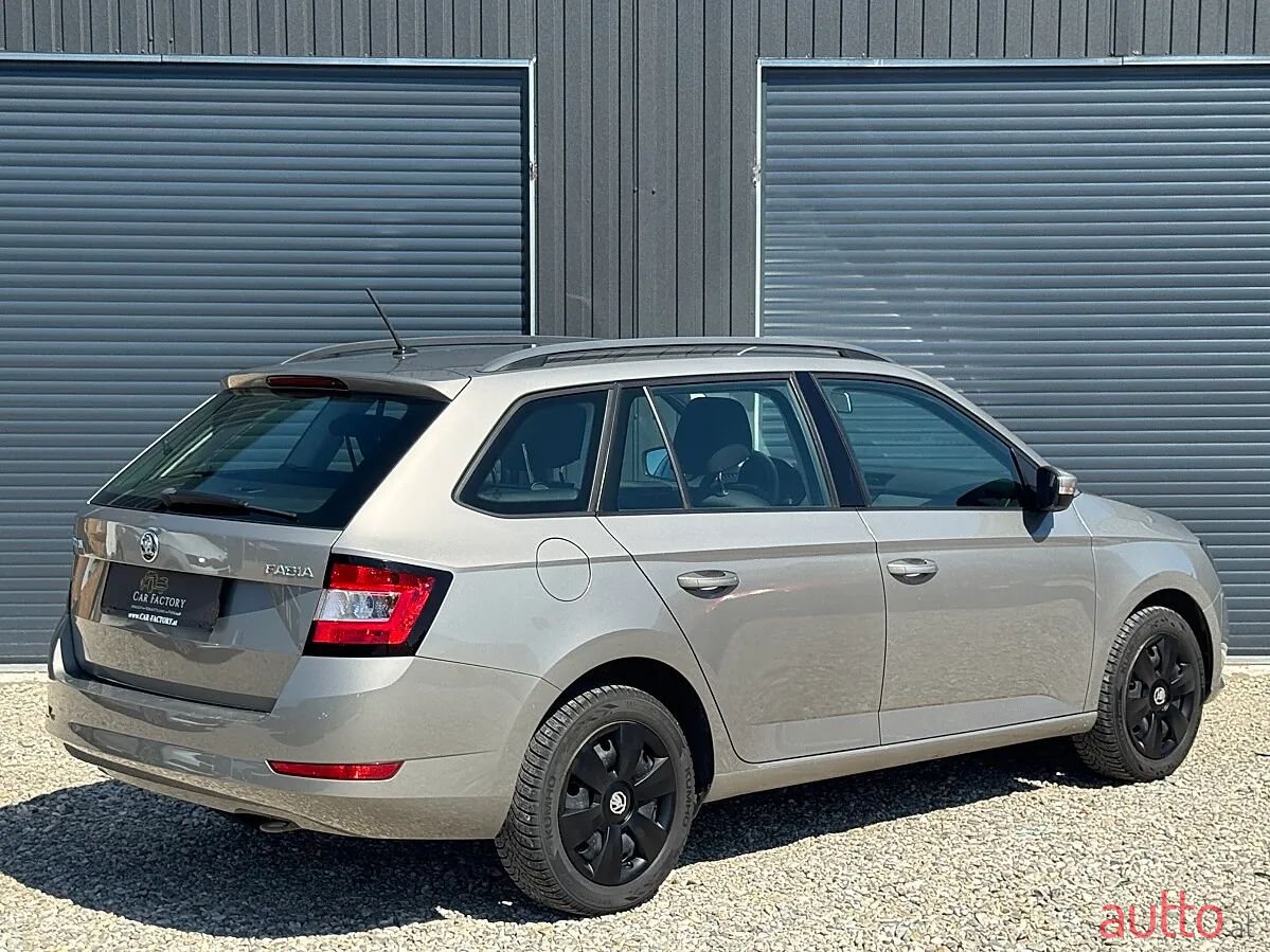 2019' Skoda Fabia photo #3