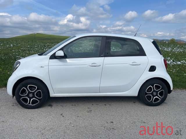 2016' Smart Forfour photo #1