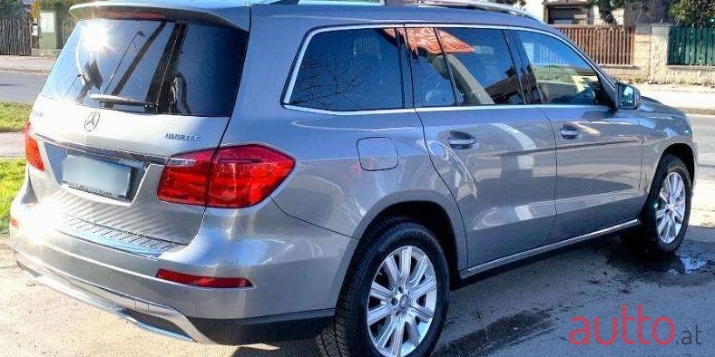 2016' Mercedes-Benz Gl-Klasse photo #6