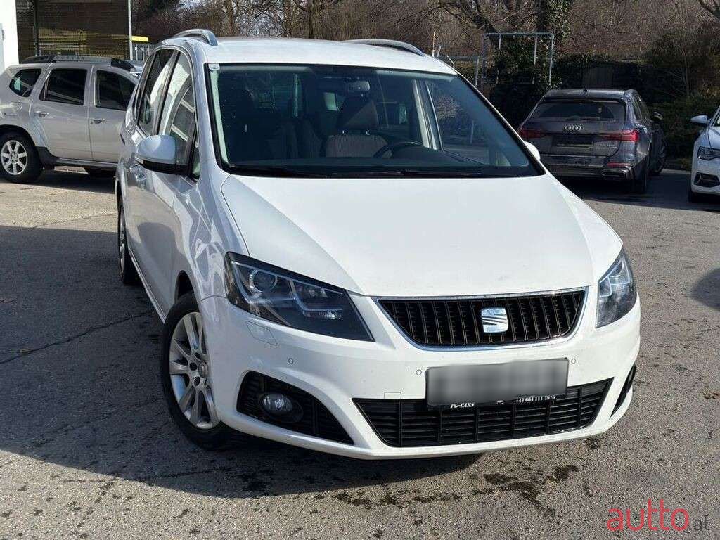 2012' SEAT Alhambra photo #1