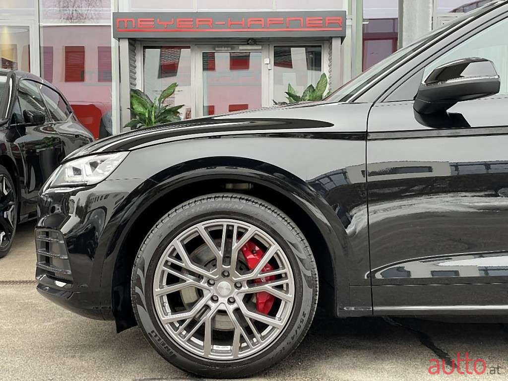 2020' Audi Q5 photo #6