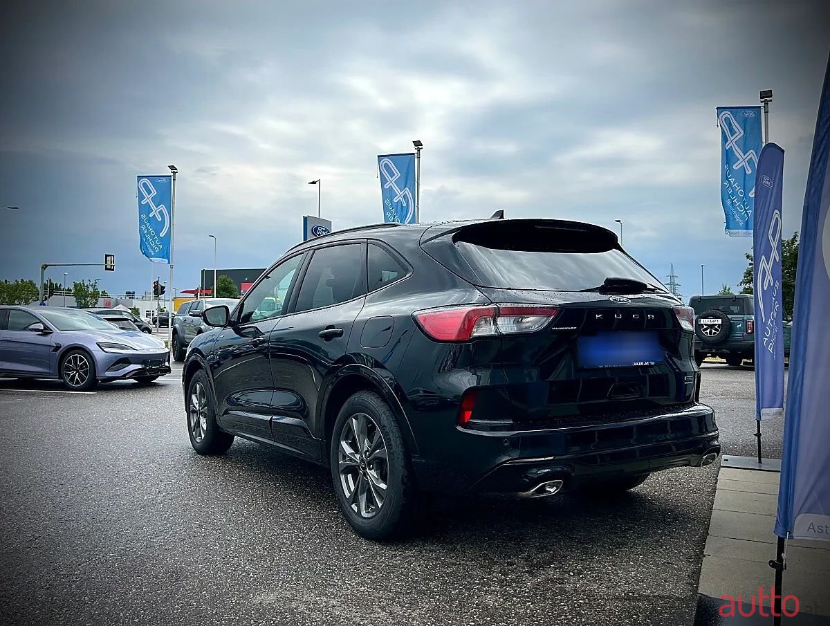 2021' Ford Kuga photo #4