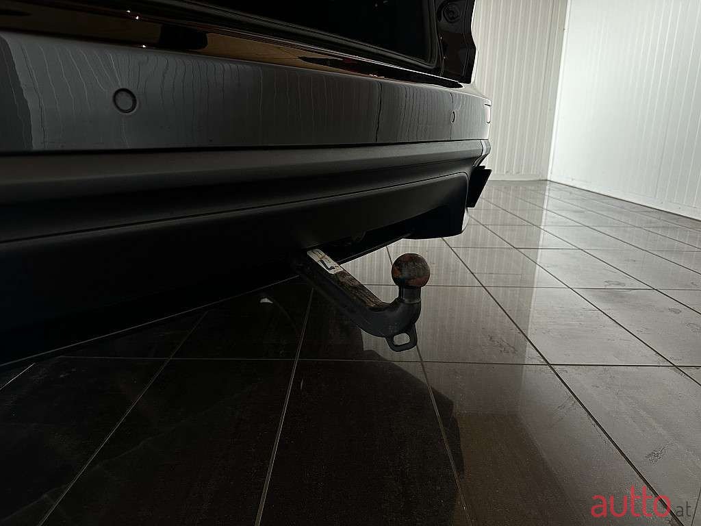 2015' Porsche Cayenne photo #6