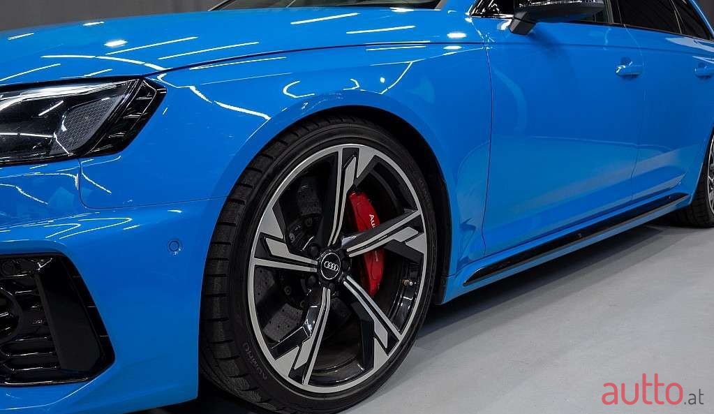 2019' Audi A4 photo #6