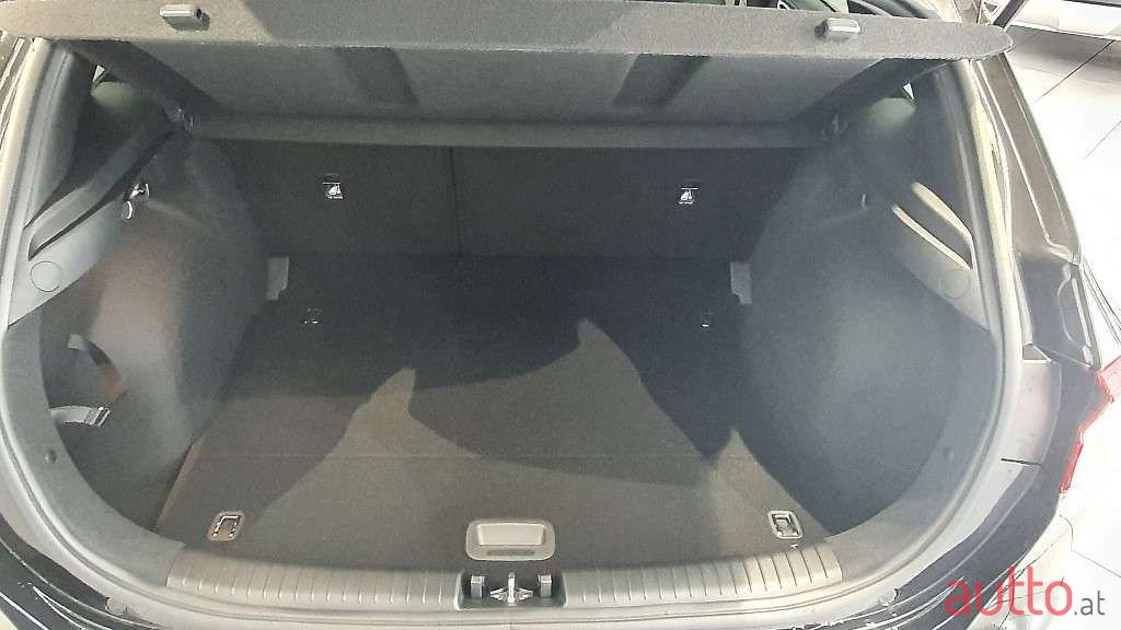 2022' Kia Ceed photo #4