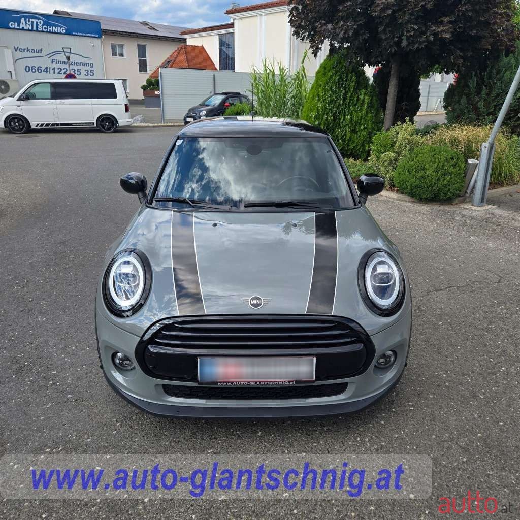 2019' MINI Mini photo #6