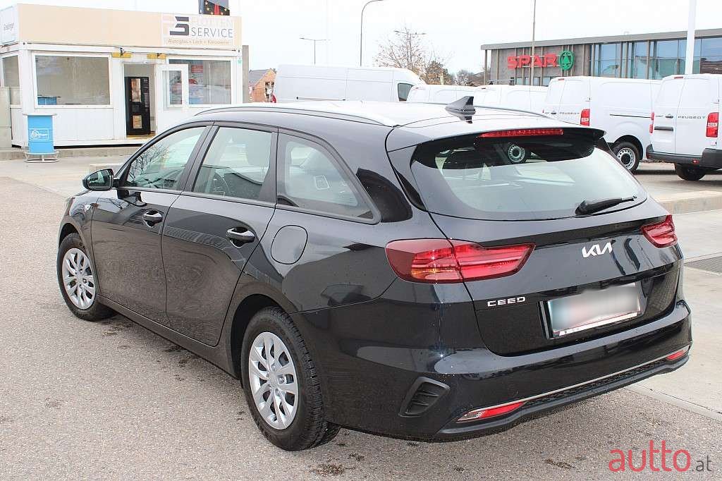 2023' Kia Ceed photo #6