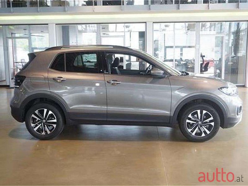 2021' Volkswagen T-Cross photo #2