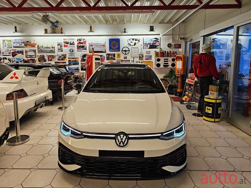 2021' Volkswagen Golf photo #3