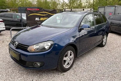 2011' Volkswagen Golf