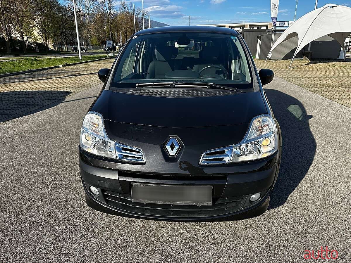 2010' Renault Modus photo #2