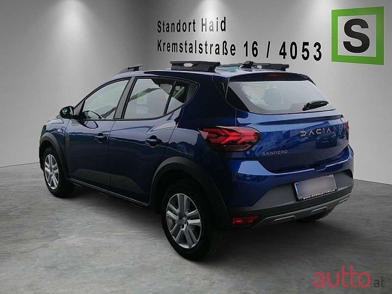 2024' Dacia Sandero photo #2