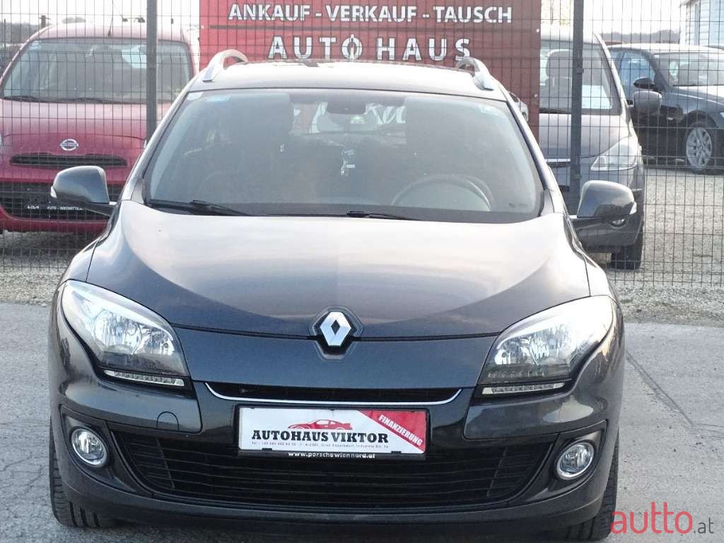 2013' Renault Megane photo #3