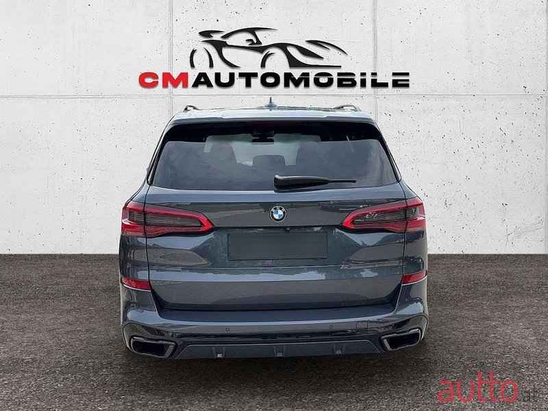 2019' BMW X5 photo #6