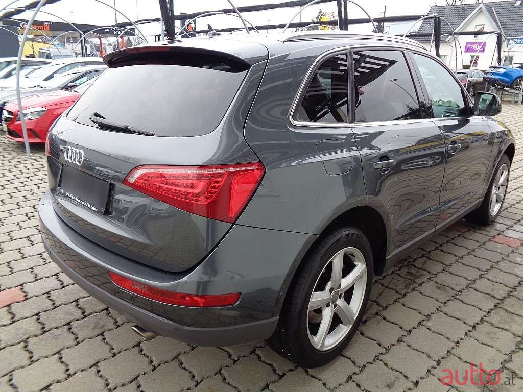 2011' Audi Q5 photo #2