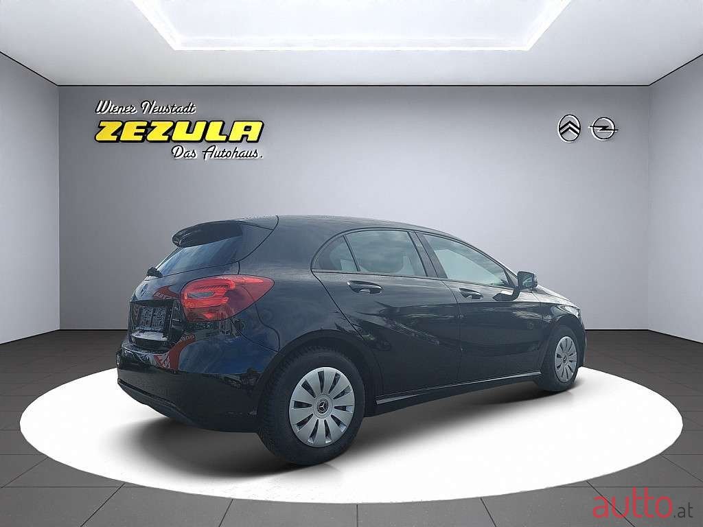 2017' Mercedes-Benz A-Klasse photo #5