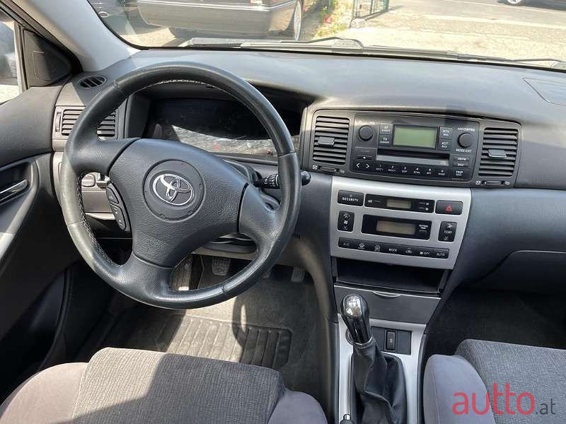 2003' Toyota Corolla photo #2