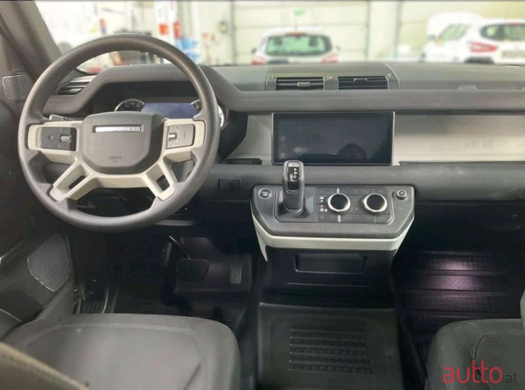 2020' Land Rover Defender photo #2