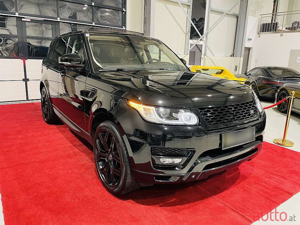 2014' Land Rover Range Rover Sport photo #2