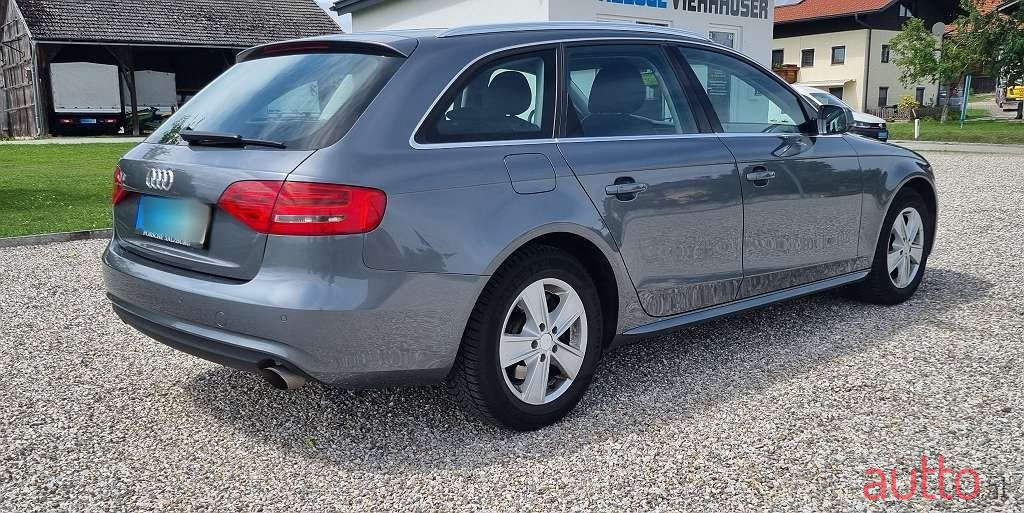 2013' Audi A4 photo #6