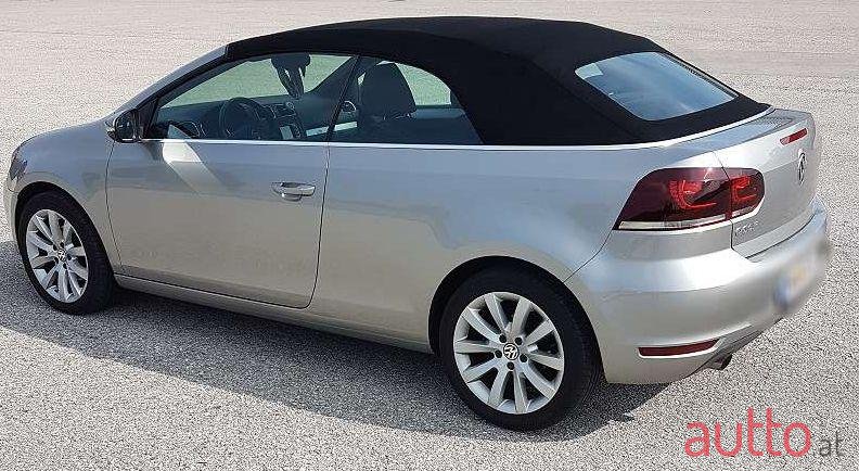 2010' Volkswagen Golf photo #2